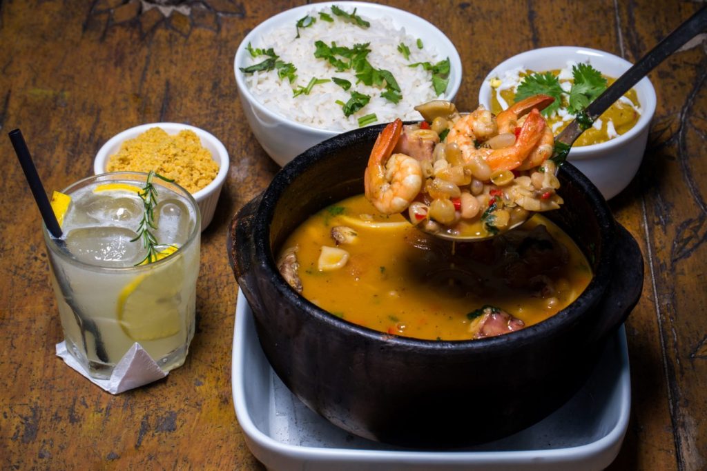 feijoada-de-frutos-do-mar-aprenda-a-fazer