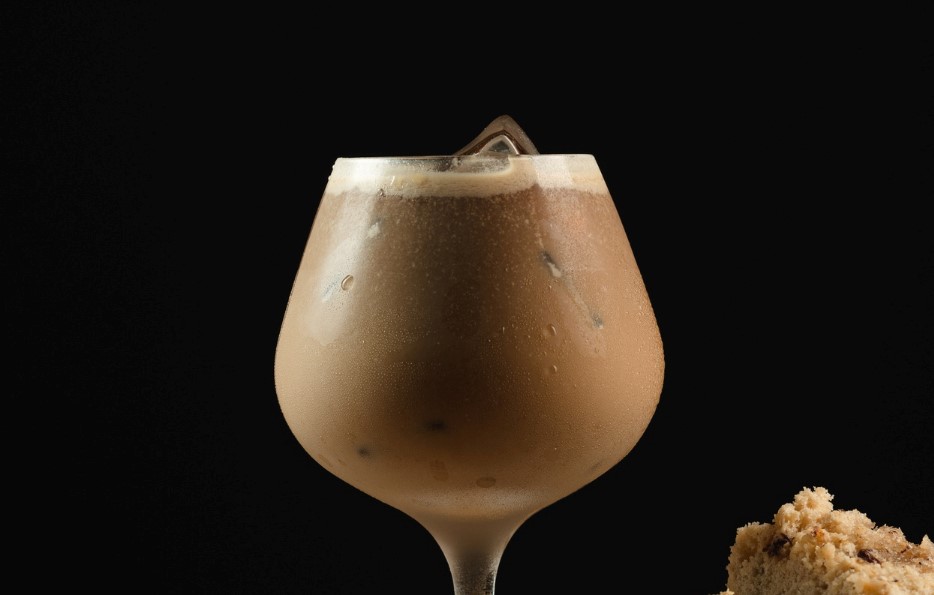 Você ama doces? Também ama bebidas? Então não perca a oportunidade de fazer deliciosos drinks com chocolate. Confira boas opções.