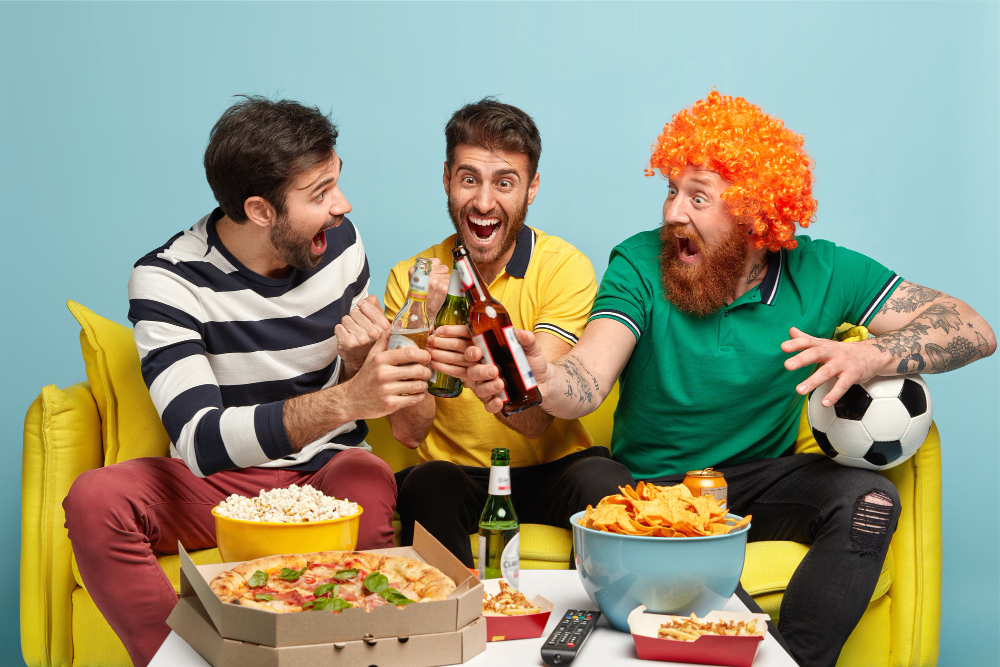 Melhores petiscos para assistir um jogo de futebol em casa - Atacadão, jogo  para jogar com amigos em casa 