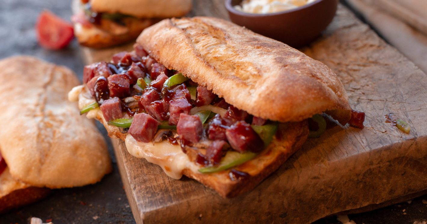 Como fazer um choripán delicioso? | Foto de um choripán pronto | Atacadão