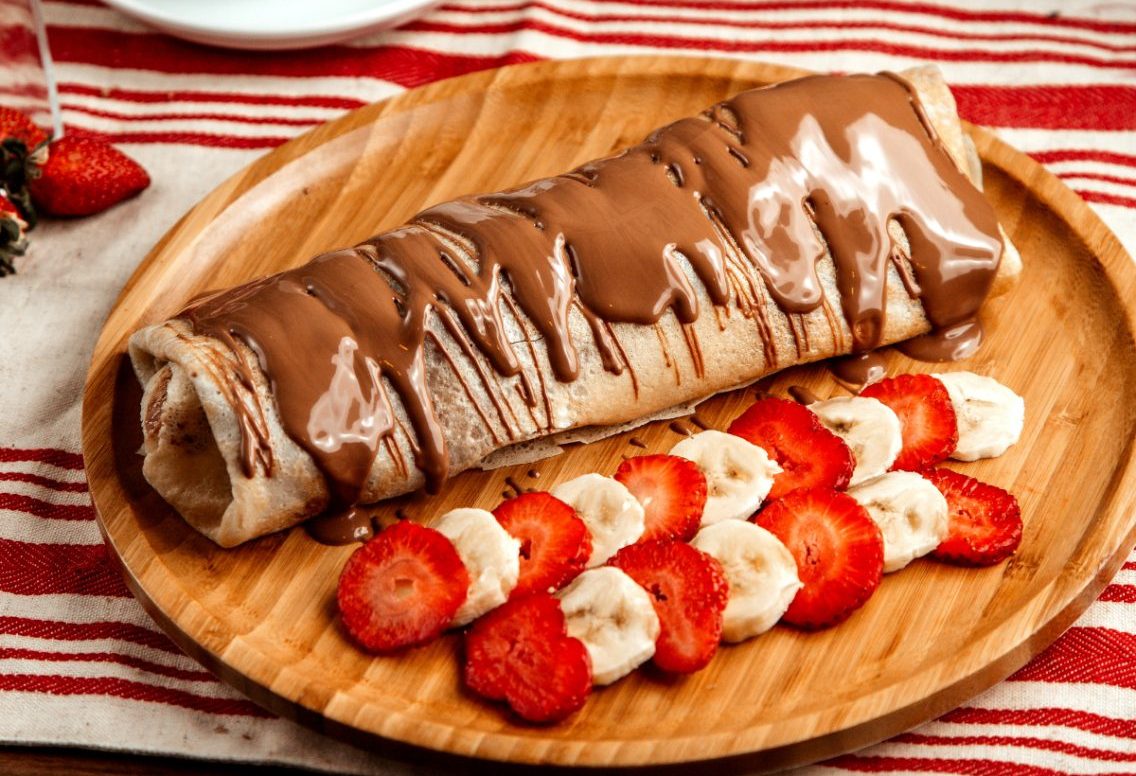 Melhores recheios de panqueca | Panqueca de chocolate com morango | Atacadão