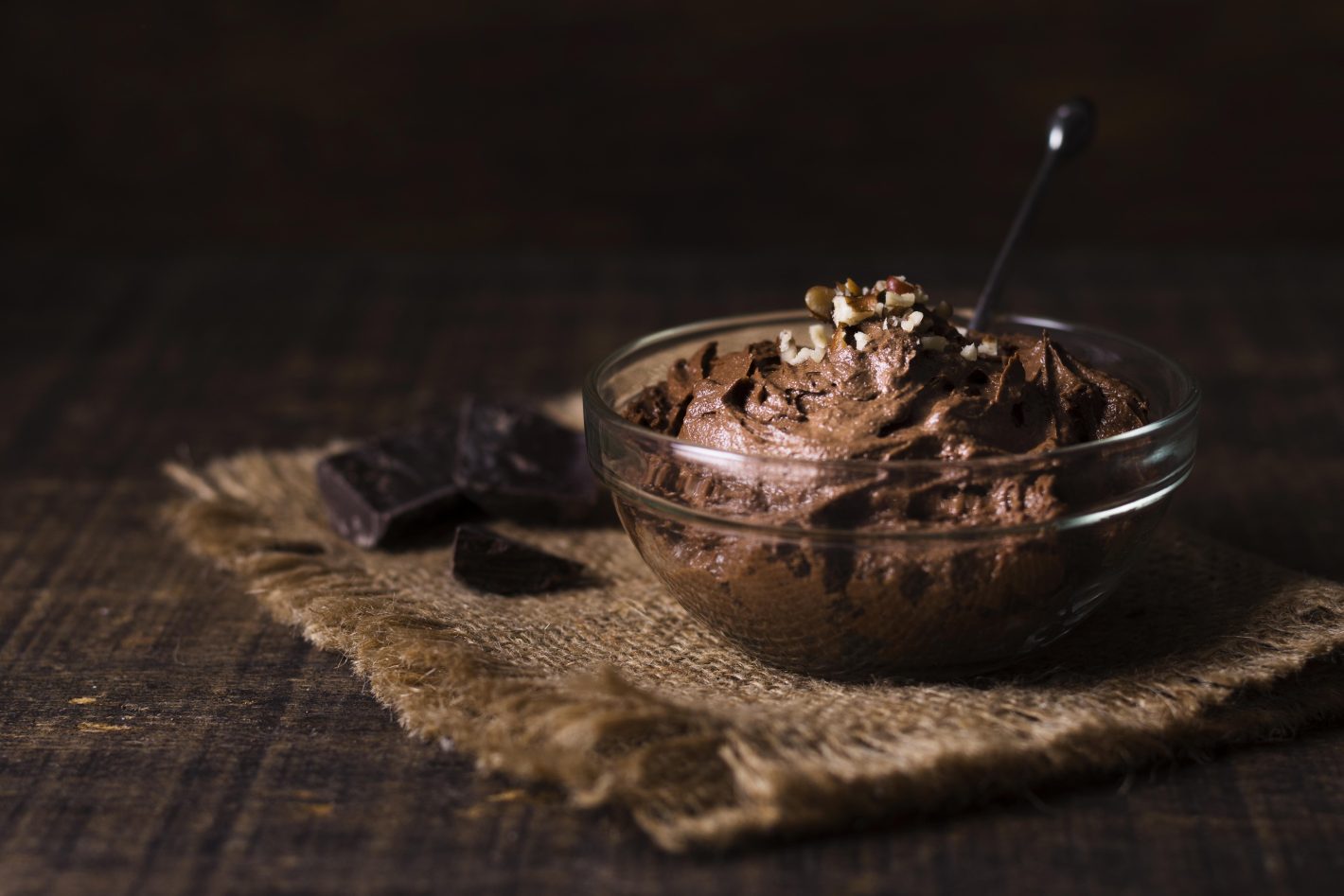 Confira sobremesas de chocolate para o inverno | Mousse de chocolate | Atacadão