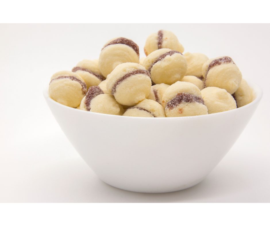 Receitas com goiabada: aprenda algumas opções | Foto de vários biscoitinhos de goiabada | Atacadão