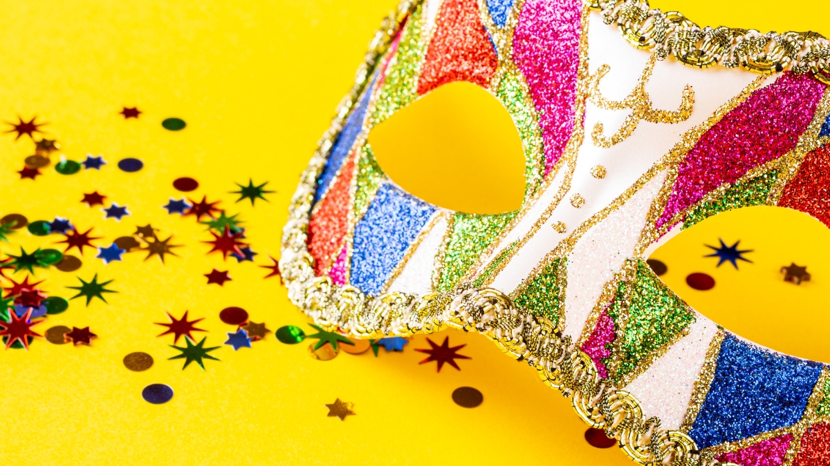 Como ganhar dinheiro no Carnaval: ideias para faturar com a folia